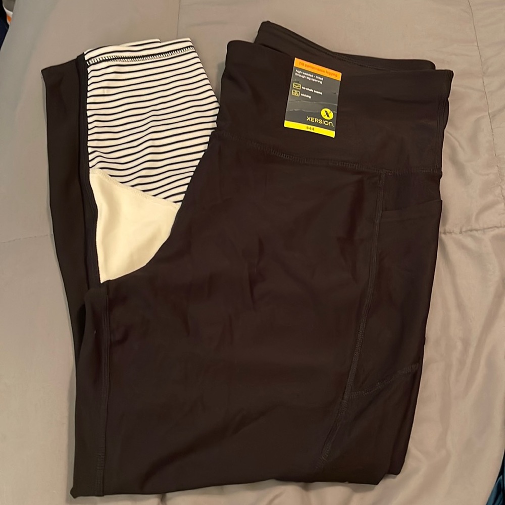 NWT Women’s Xersion Performance Leggings